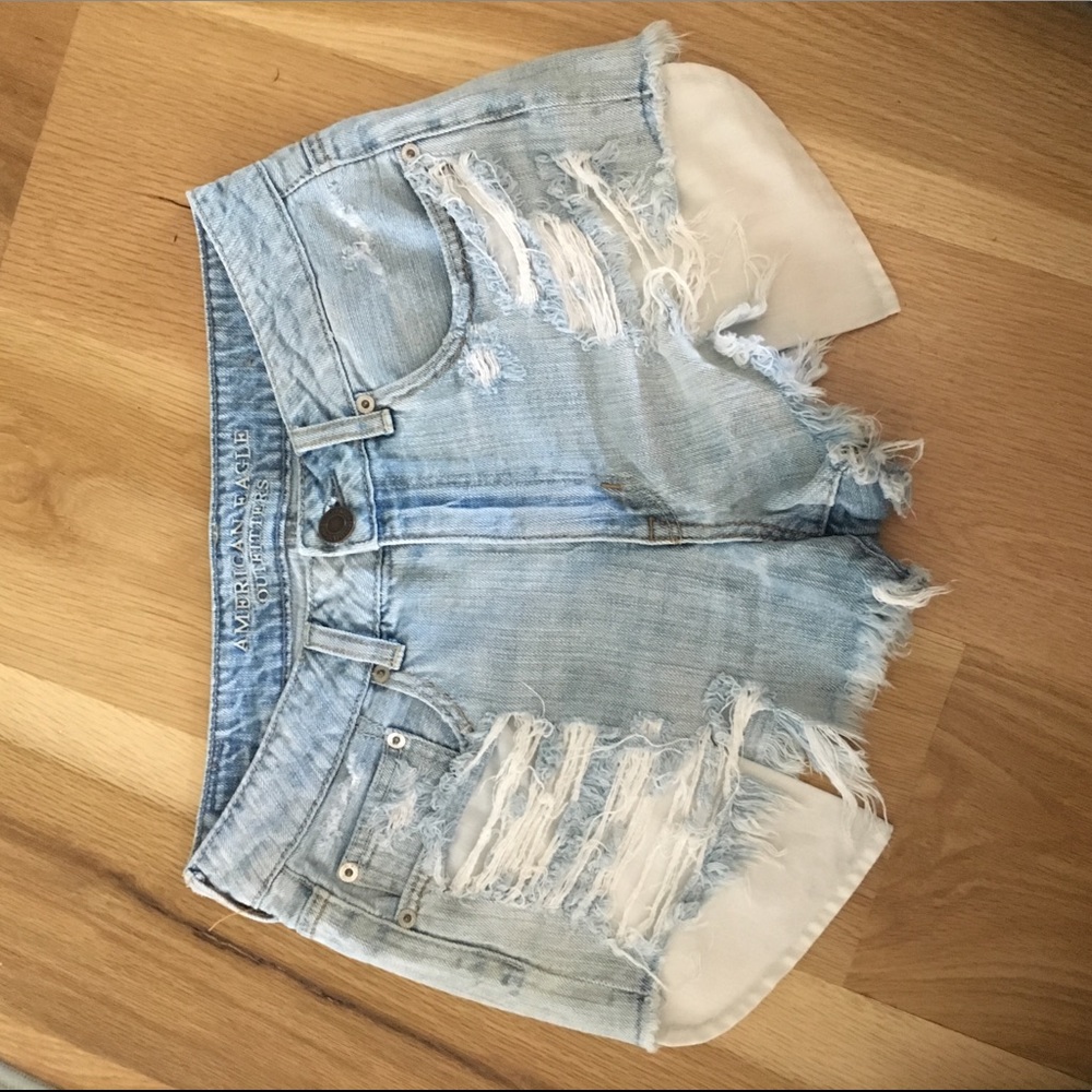 American Eagle Festival High Rise shorts